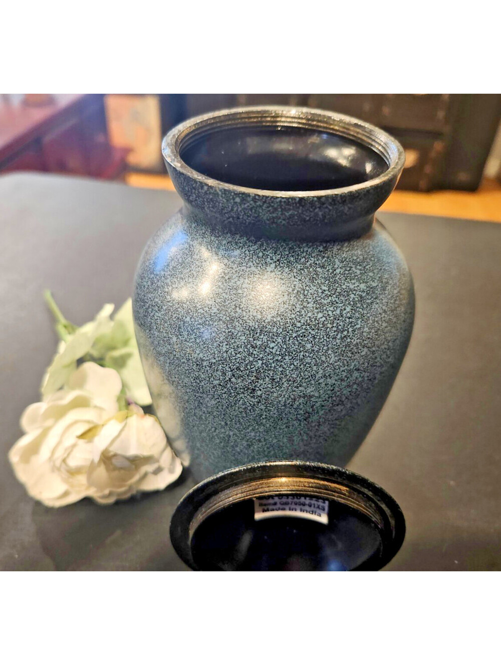 Brass Small Memorial Cremation Urn With Metal Lid For Pet Ashes Blue/Black MINT!